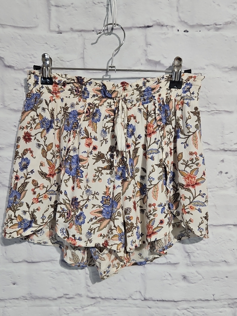 Floral Tie-Waist Women’s Shorts - Cream with Blue & Coral Flowers
